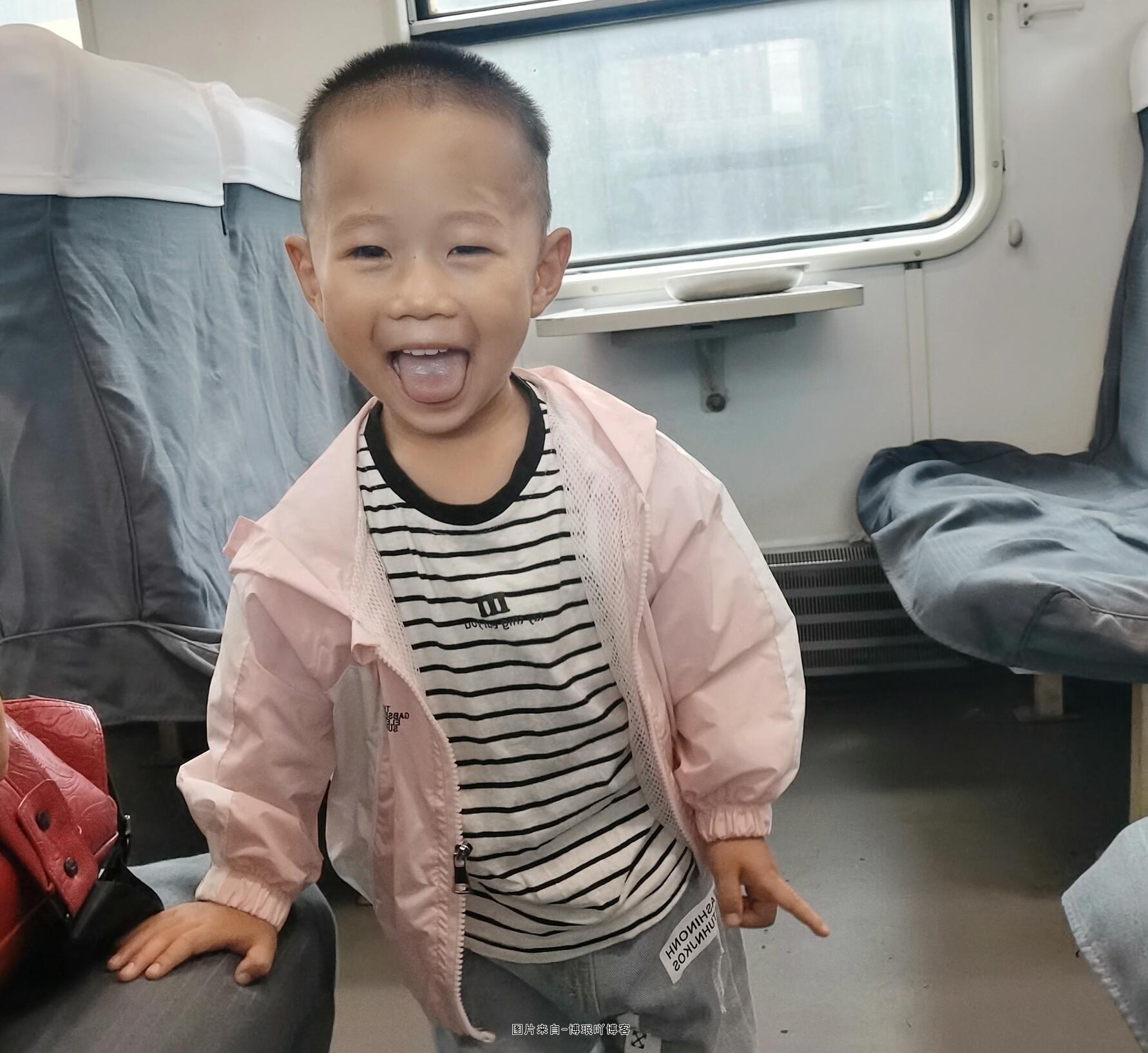 点击放大图片 记第一次坐火车的奇妙之旅